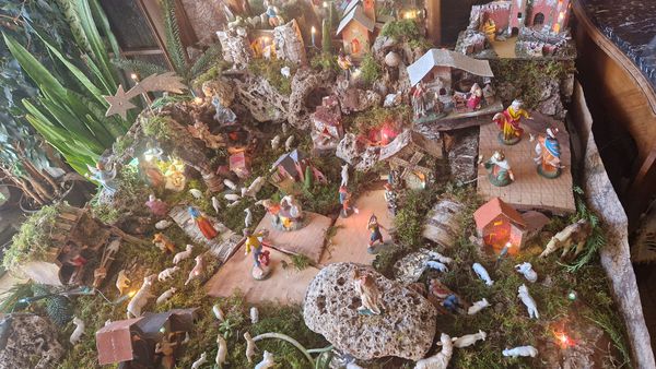 Presepio nella roccia nella frazione ...