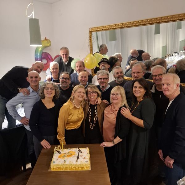 Ritrovo tra ex alunni