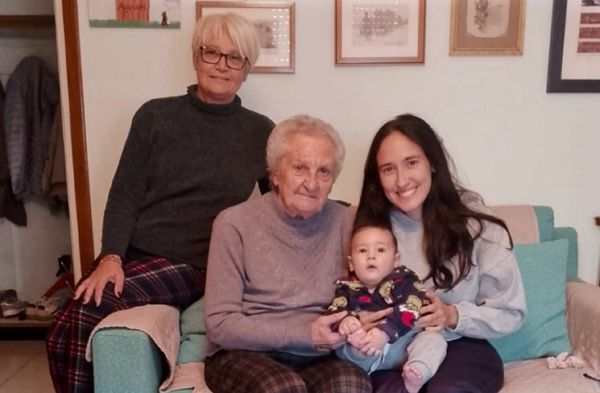 Vittoria, Laura, Micol e Pietro