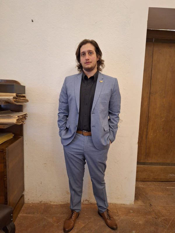 Manuel