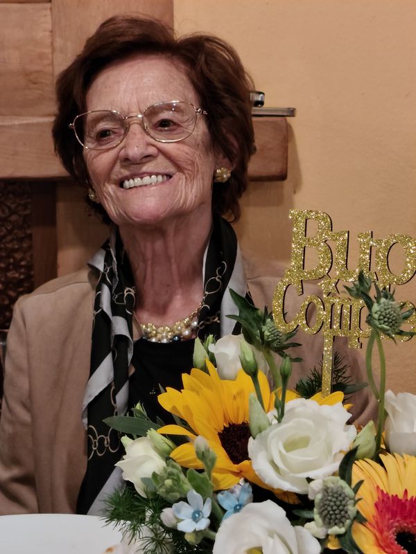 Giovanna Terzi (Mary)