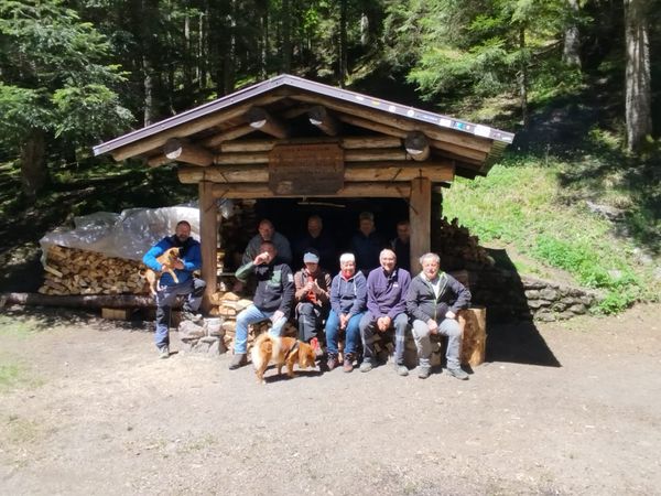 Gli alpini e i volontari