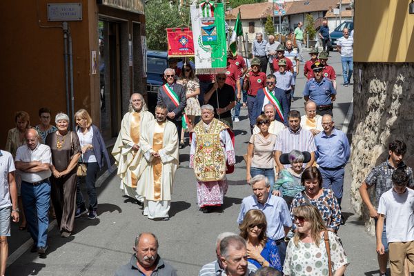 Festeggiamenti per don Battista